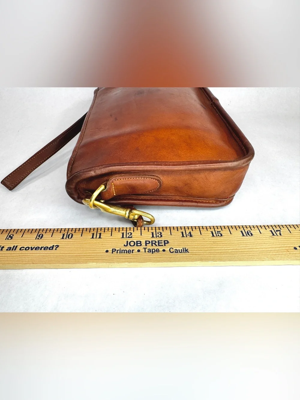 Vintage Coach Basic Bag 9455 British Tan Leather Shoulder Bag Made in USA